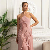 Vestido Sexy Assimétrico e Decote nas Costas – Sem Mangas, Com Babados, Cintura Alta e Modelagem Slim