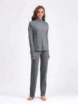 Conjunto Tricô Grosso com Blusa Gola Alta e Calça de Cintura Alta