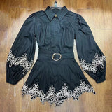 Conjunto bordado com cinto - Novidade