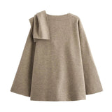 Casaco com Gola Assimétrica – Inverno com Estilo e Conforto