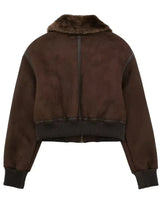 Casaco Marrom com Gola de Pele – Elegância Urbana para o Inverno