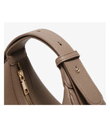 Bolsa – Modelo Meia-Lua, Estilo Crossbody, Elegante