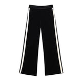 Conjunto em Veludo com Camisa de Manga Longa e Calça – Design Elegante com Detalhes Laterais