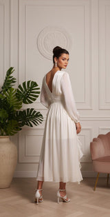 Vestido Midi Romântico com Renda – Estilo e Sofisticação