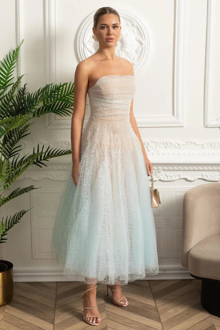 Vestido Longo Estilo Princesa – Tule Transparente, Design Envolvente e Toque de Fada para Verão