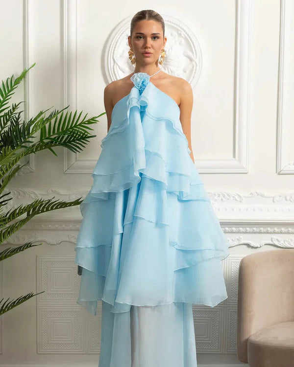 Vestido com Camadas Estilo Moderno