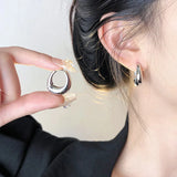 Argolas Grossas – Brilho Intenso em Aço Inoxidável