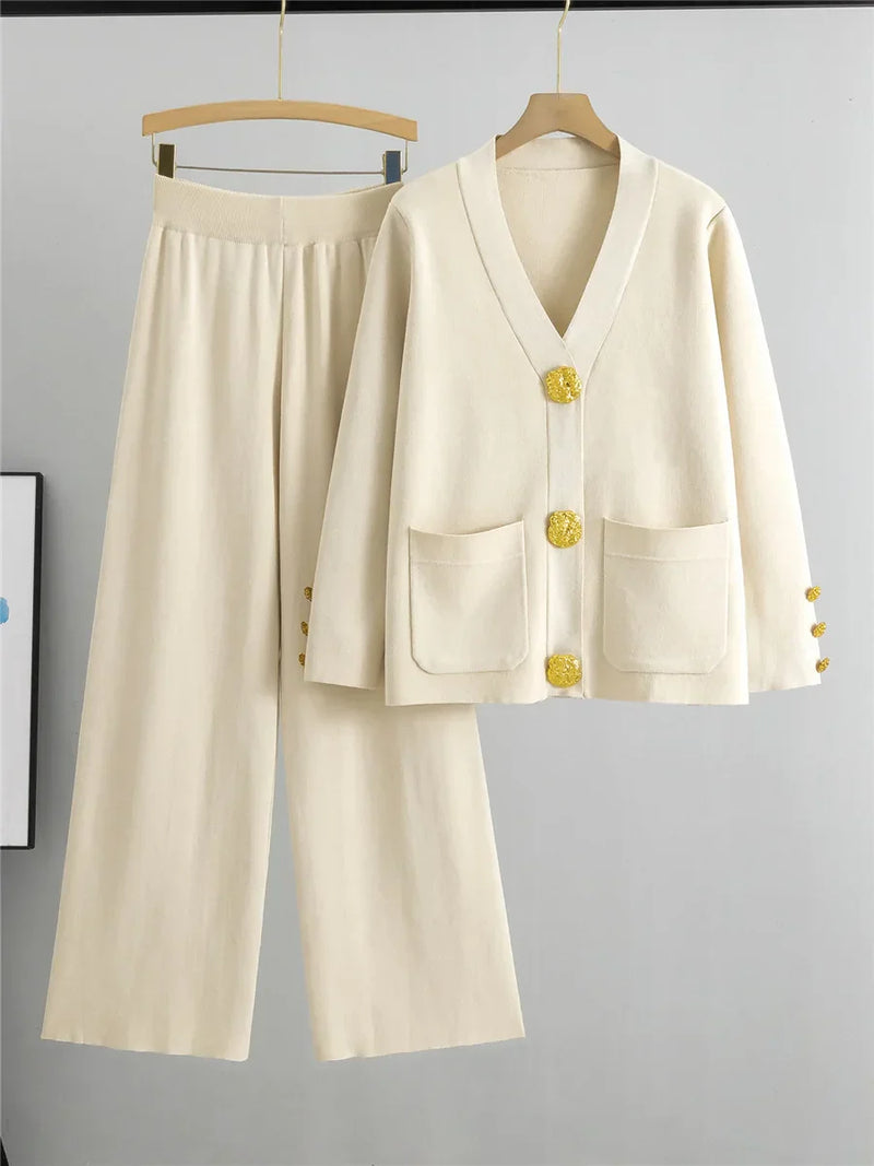 Conjunto Feminino Elegante em Tricô – Cardigan de Botões e Calça de Cintura Alta com Perna Larga