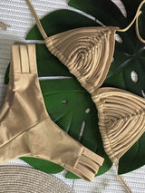 49209929826590|49209930285342|49209930318110