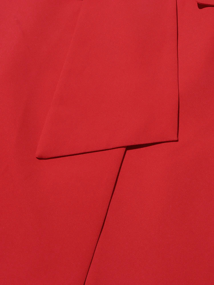 Vestido Minimalista Colar Entalhados - Cintura Alta e Sem Mangas