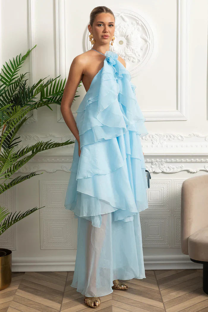 Vestido com Camadas Estilo Moderno