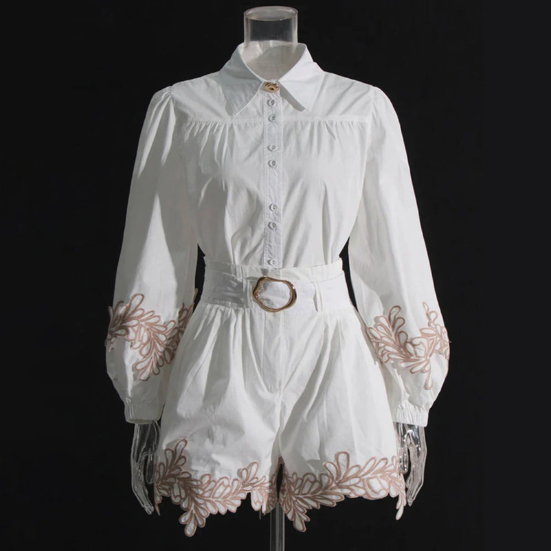 Conjunto bordado com cinto - Novidade