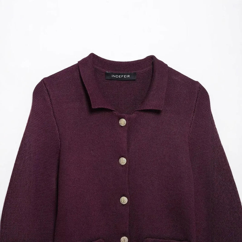 Conjunto Feminino Minimalista em Tricô – Jaqueta + Saia | Look Elegante