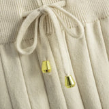 Conjunto Tricô Grosso com Blusa Gola Alta e Calça de Cintura Alta