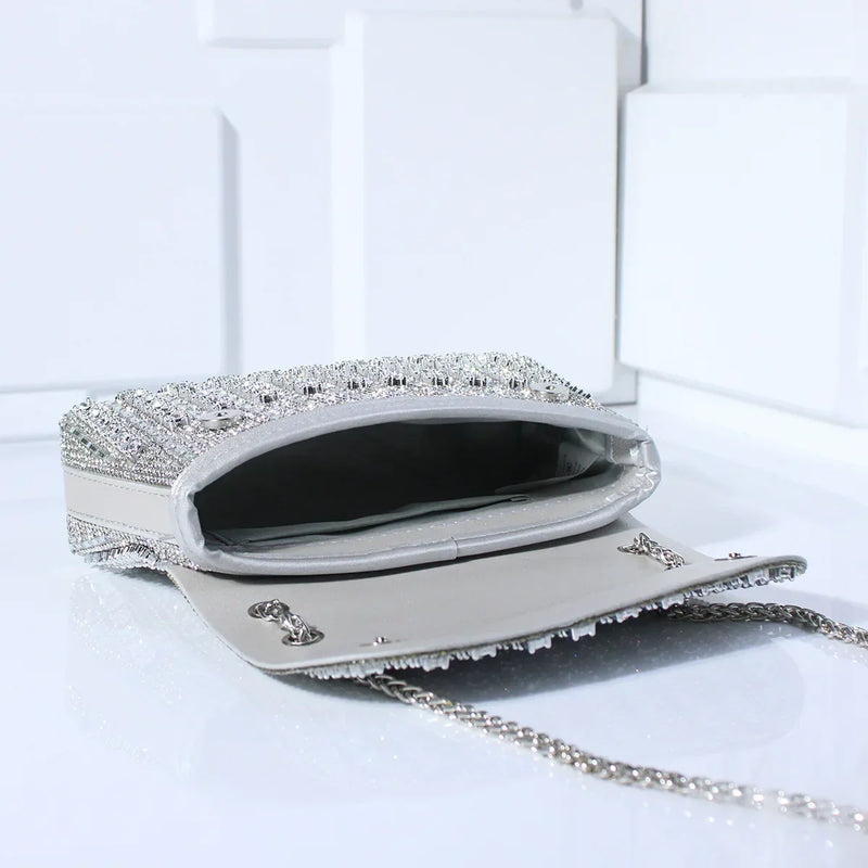 Bolsa Glamour Prateada com Brilho de Strass