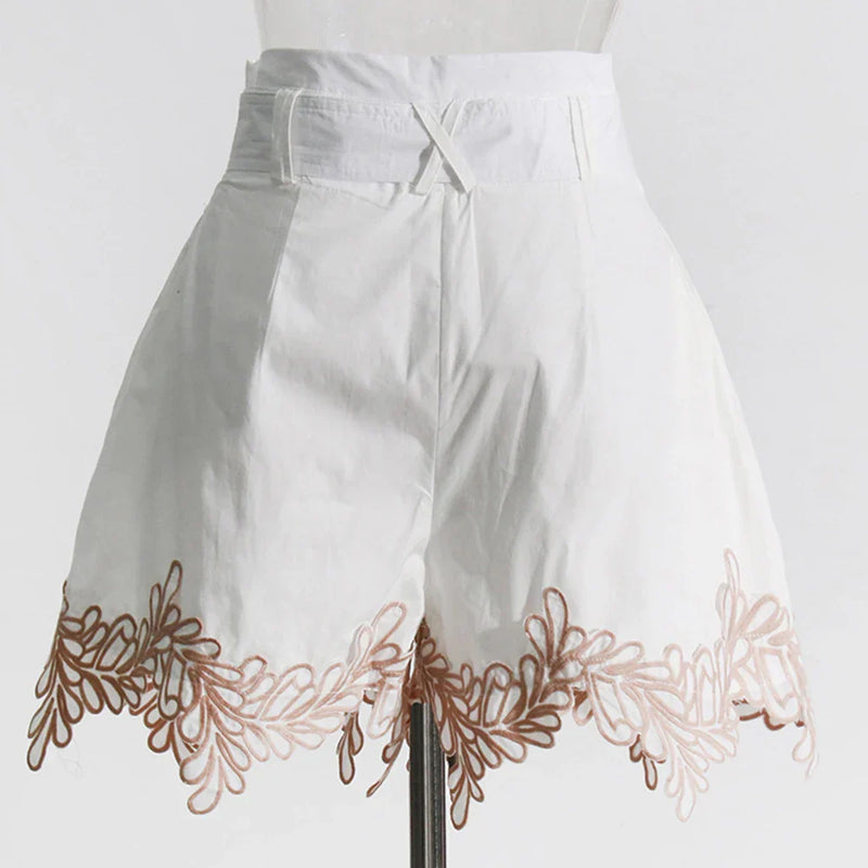 Conjunto bordado com cinto - Novidade