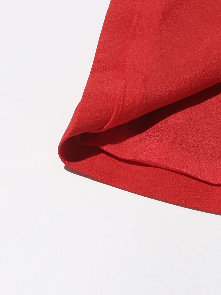 Vestido Minimalista Colar Entalhados - Cintura Alta e Sem Mangas