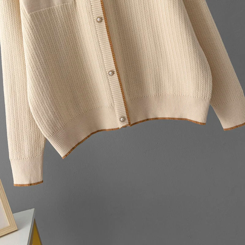 Conjunto Feminino - Estilo Francês em Tricô com Gola Polo e Calça Longa