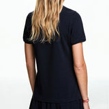 Camiseta – Manga Curta, Decote Redondo, Algodão, Bordado Floral, Casual e Confortável